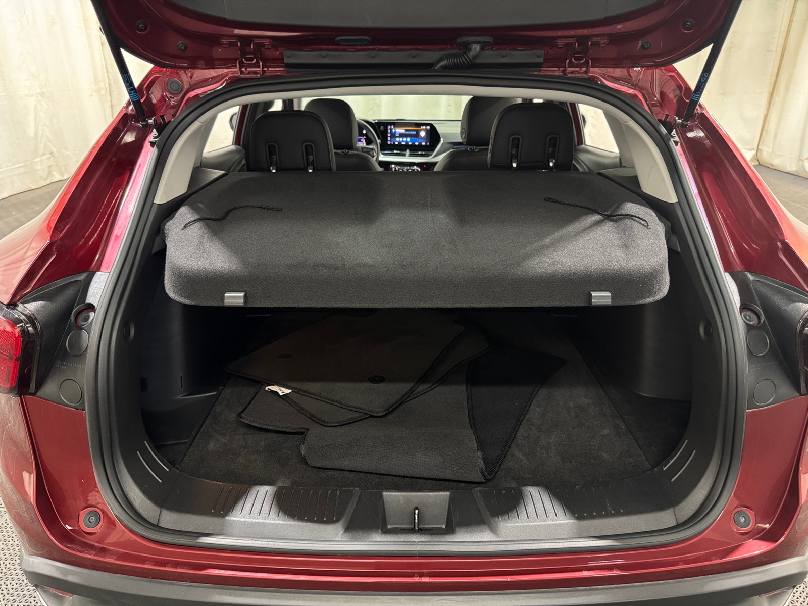 Thumbnail: 2025 Chevrolet Trax - 5