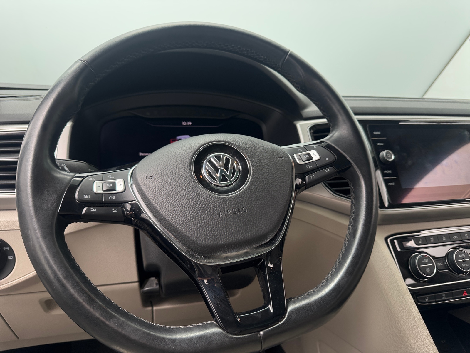 Thumbnail: 2018 Volkswagen Atlas - 5