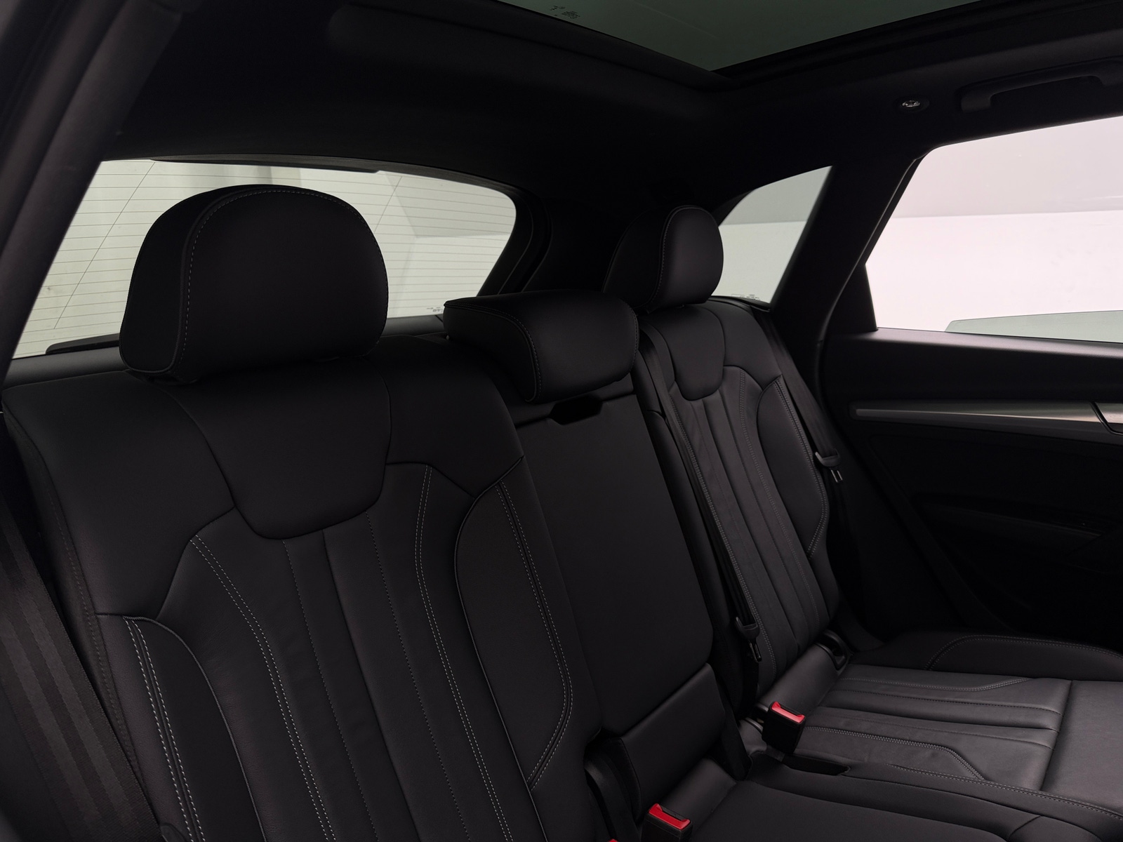 Thumbnail: 2025 Audi Q5 - 5