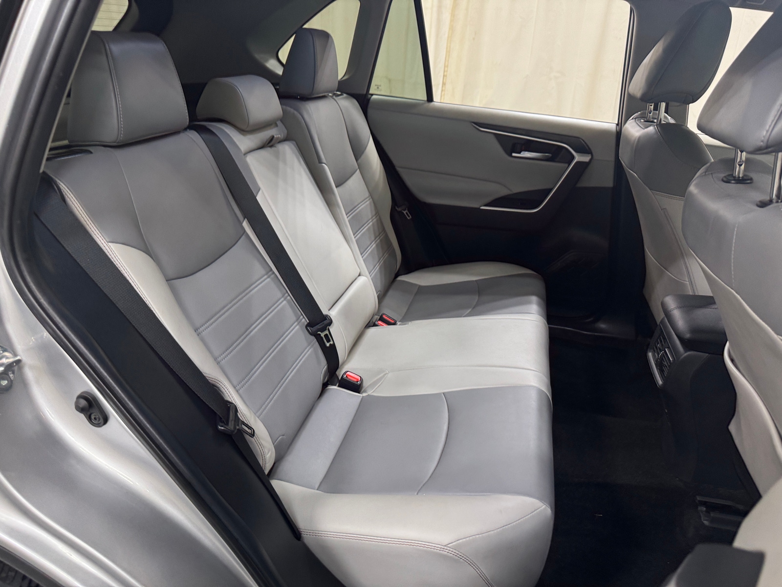 Thumbnail: 2019 Toyota RAV4 - 5