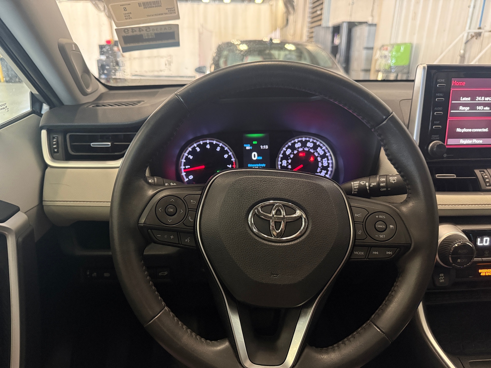 Thumbnail: 2019 Toyota RAV4 - 4