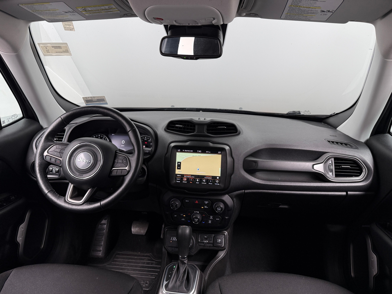 Thumbnail: 2022 Jeep Renegade - 3