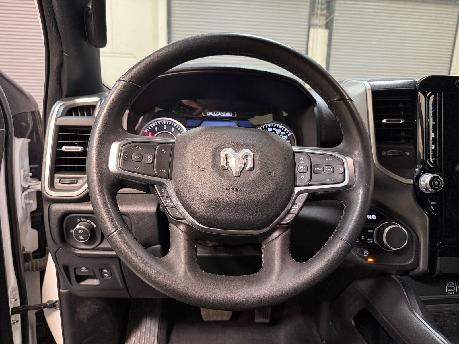 Thumbnail: 2025 RAM 1500 - 5