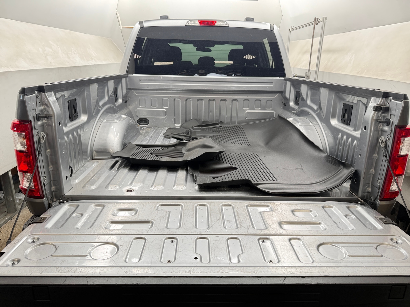 Thumbnail: 2021 Ford Econoline - 7