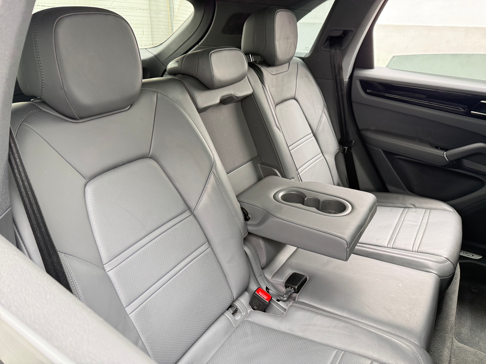 Thumbnail: 2019 Porsche Cayenne - 5