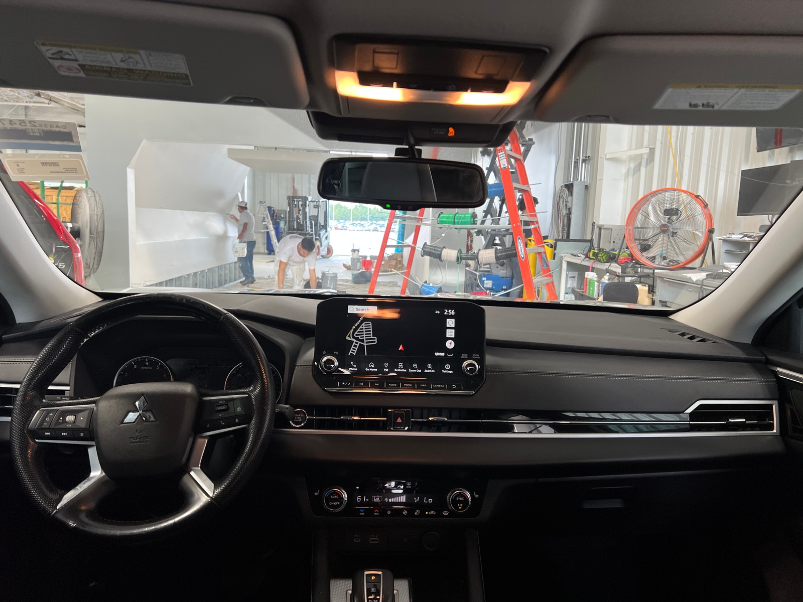 Thumbnail: 2022 Mitsubishi Outlander - 2