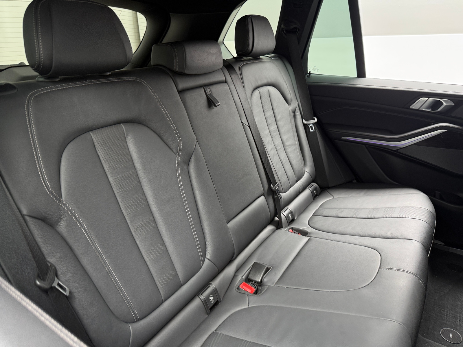 Thumbnail: 2021 BMW X5 - 4