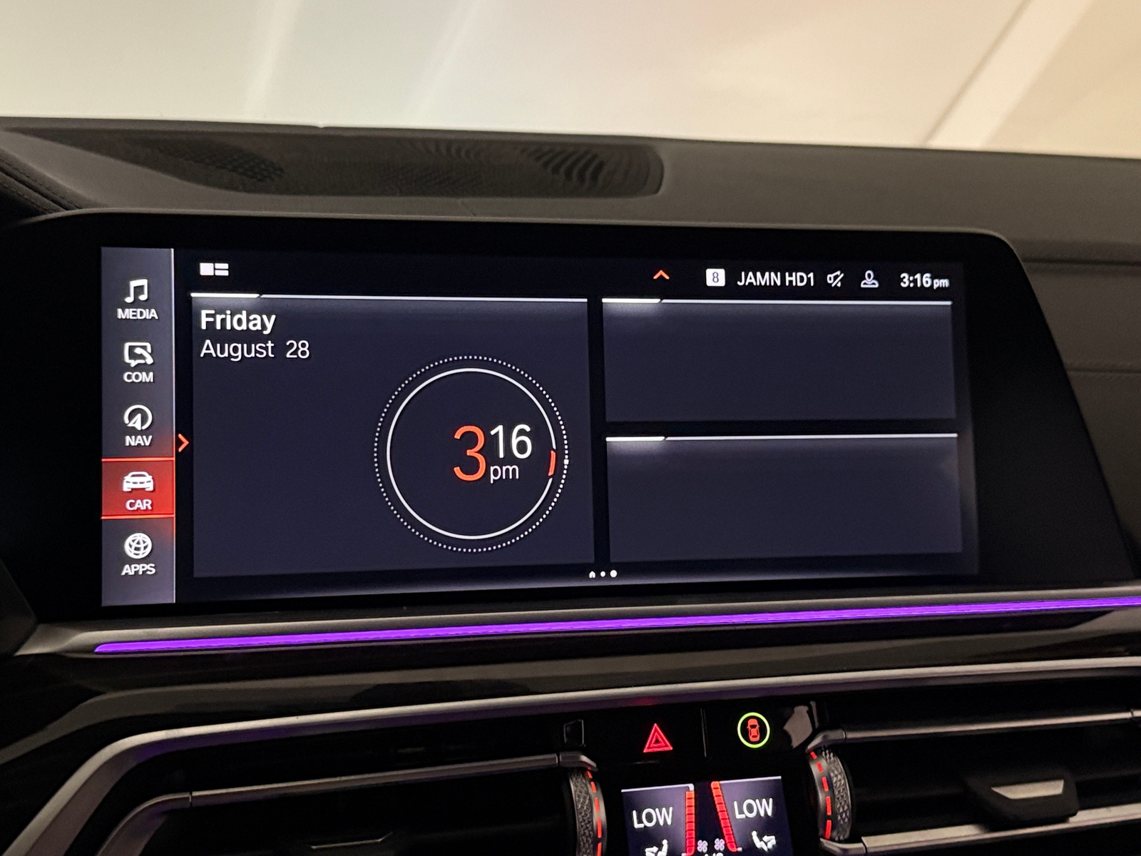 Thumbnail: 2021 BMW X5 - 3
