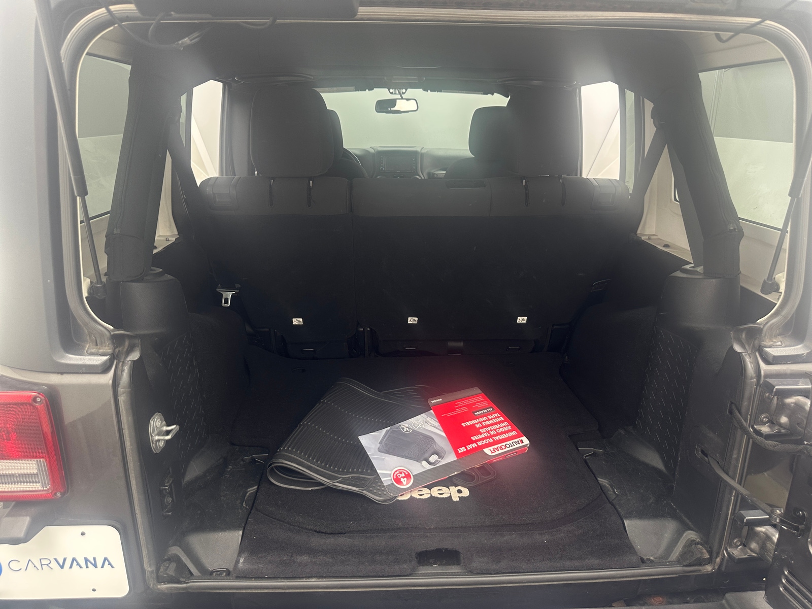 Thumbnail: 2016 Jeep Wrangler - 6