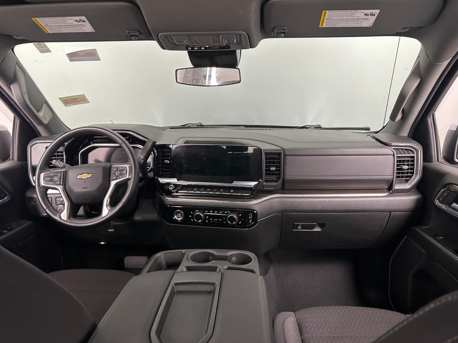 Thumbnail: 2024 Chevrolet Silverado 1500 - 3
