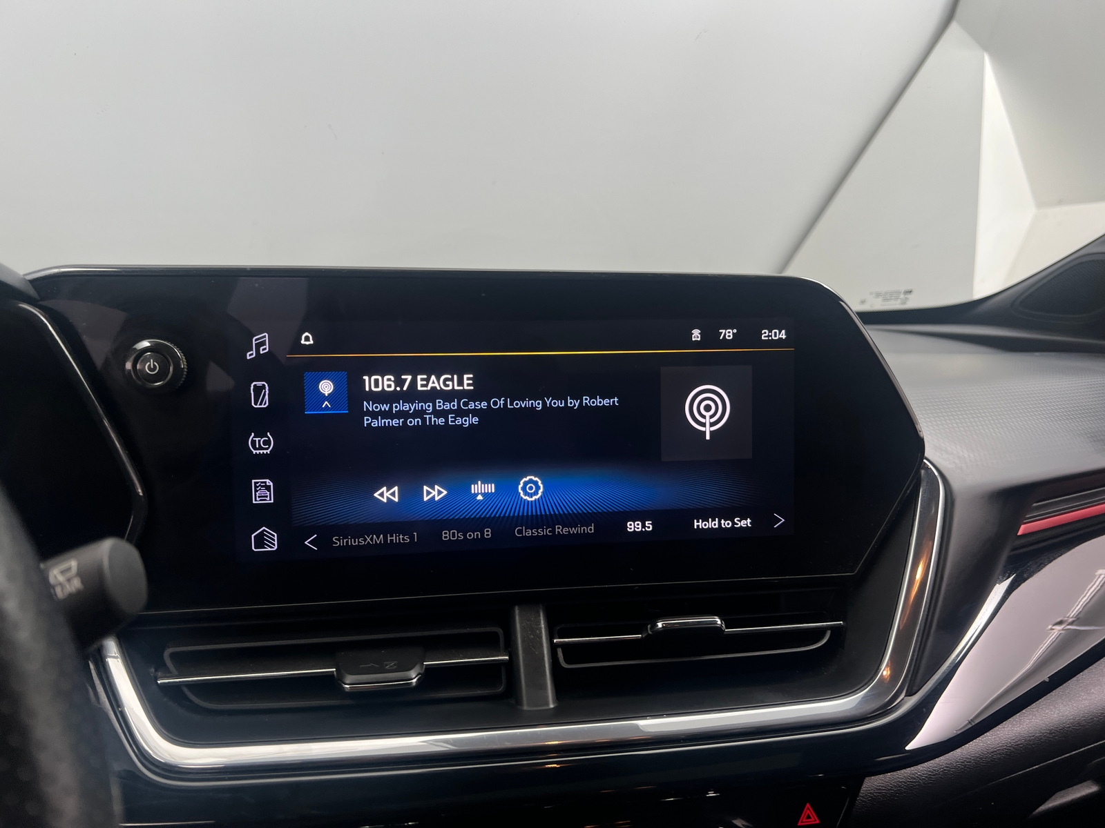 Thumbnail: 2025 Chevrolet Trax - 3