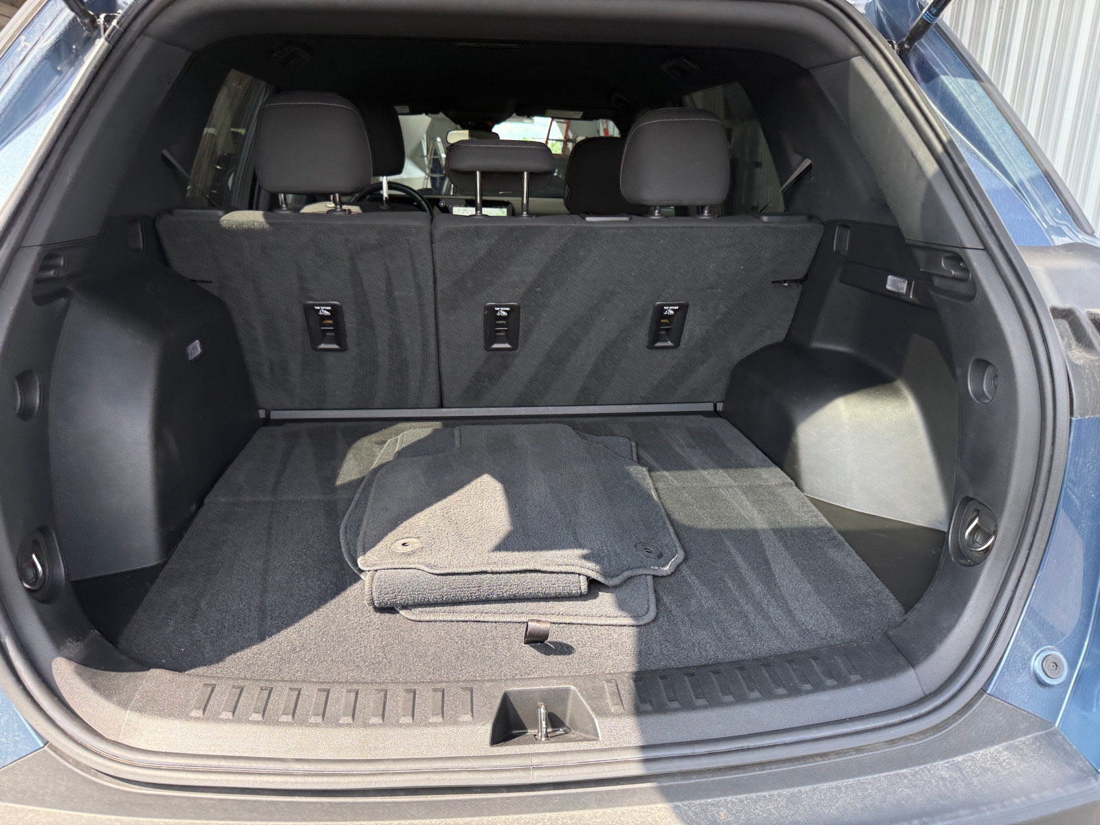 Thumbnail: 2025 Chevrolet Equinox - 6