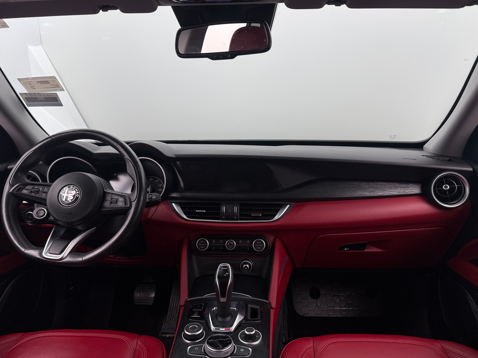 Thumbnail: 2020 Alfa Romeo Stelvio - 2