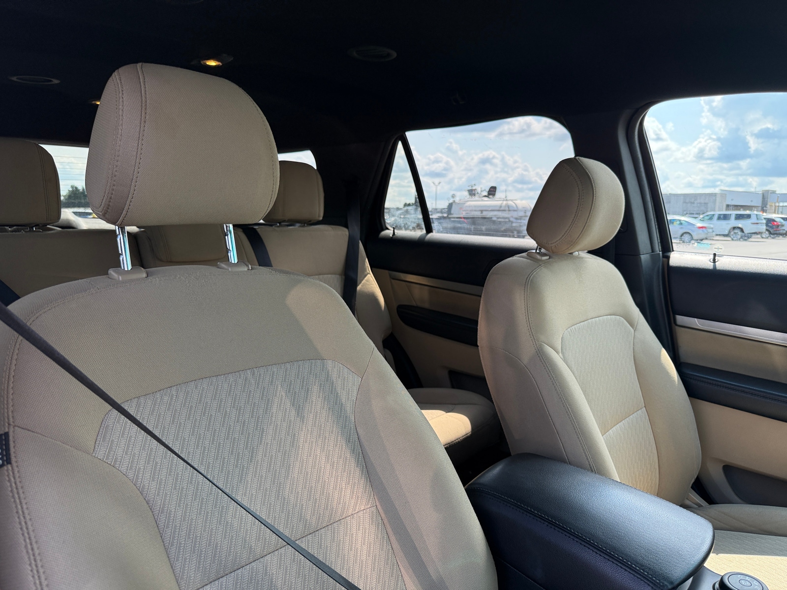 Thumbnail: 2016 Ford Explorer - 2