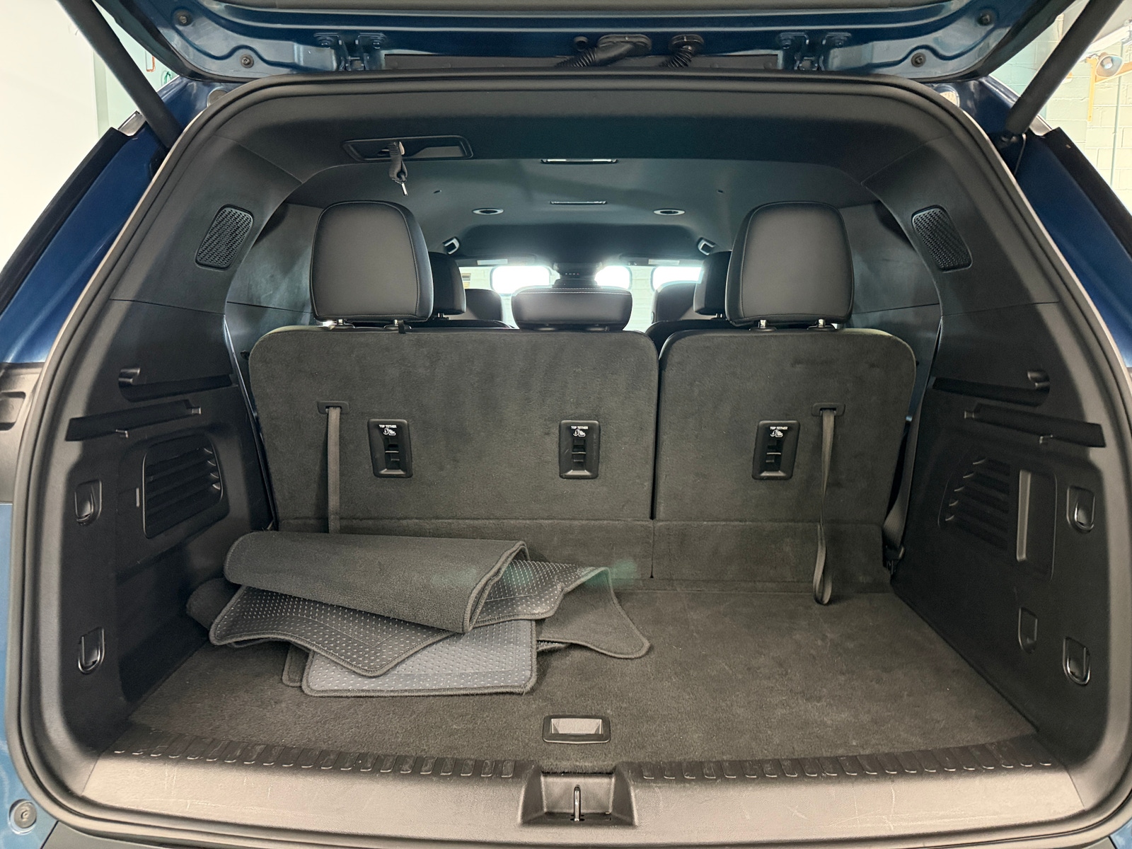 Thumbnail: 2025 Chevrolet Traverse - 5