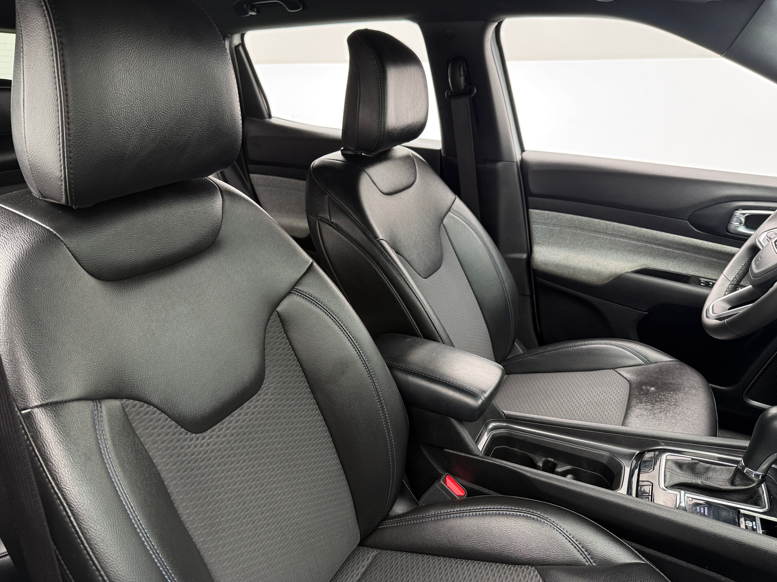 Thumbnail: 2023 Jeep Compass - 2