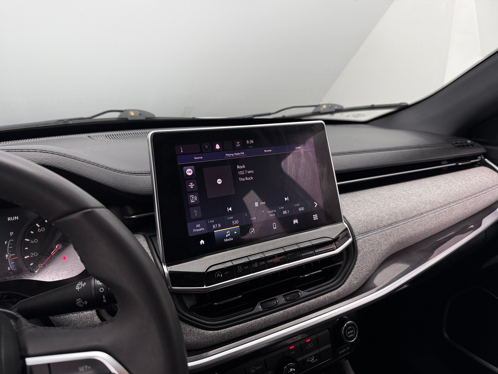 Thumbnail: 2023 Jeep Compass - 4