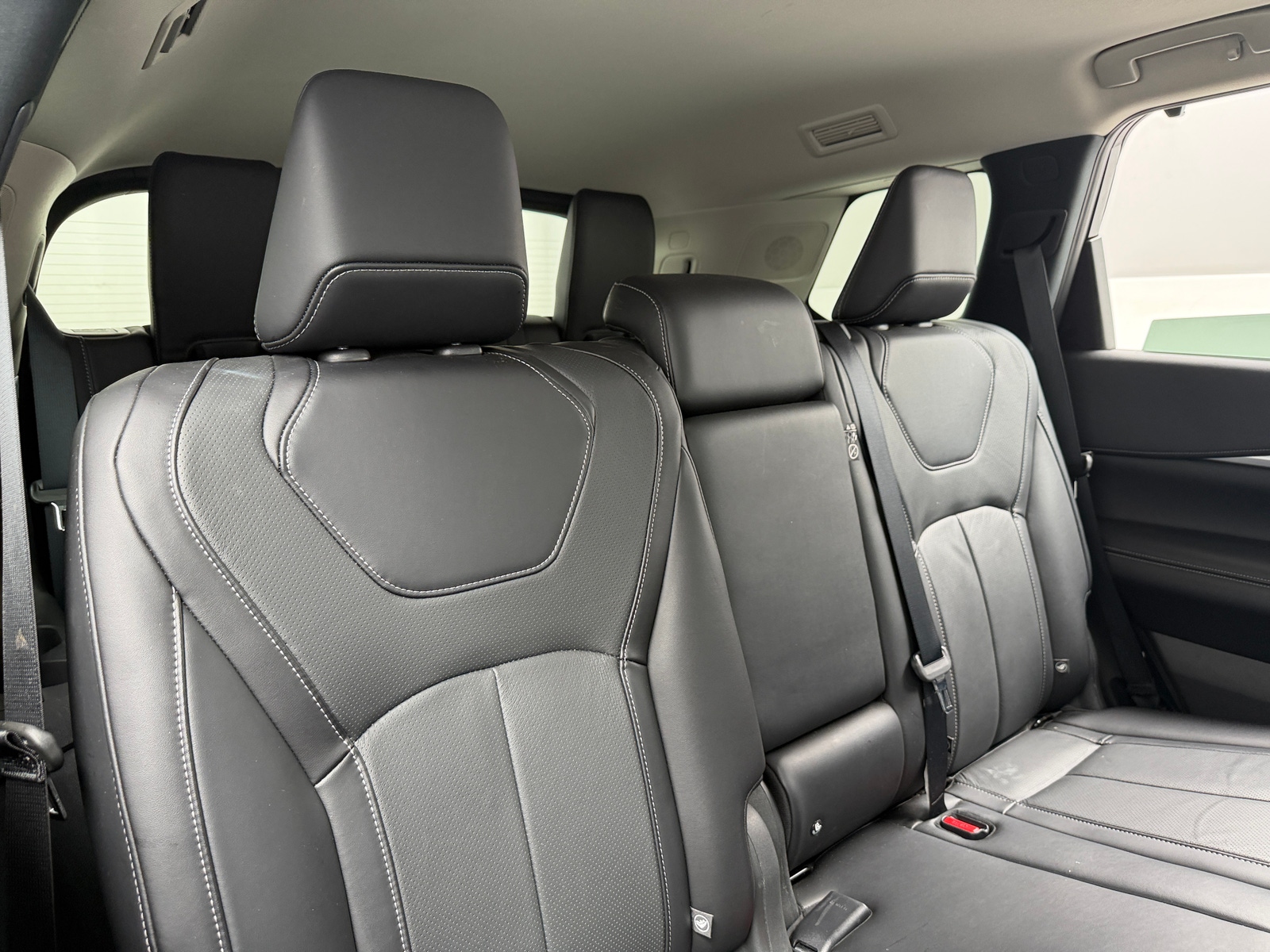 Thumbnail: 2024 INFINITI QX60 - 4