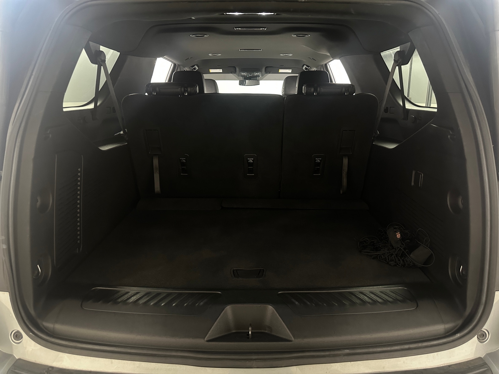 Thumbnail: 2023 Chevrolet Suburban - 5