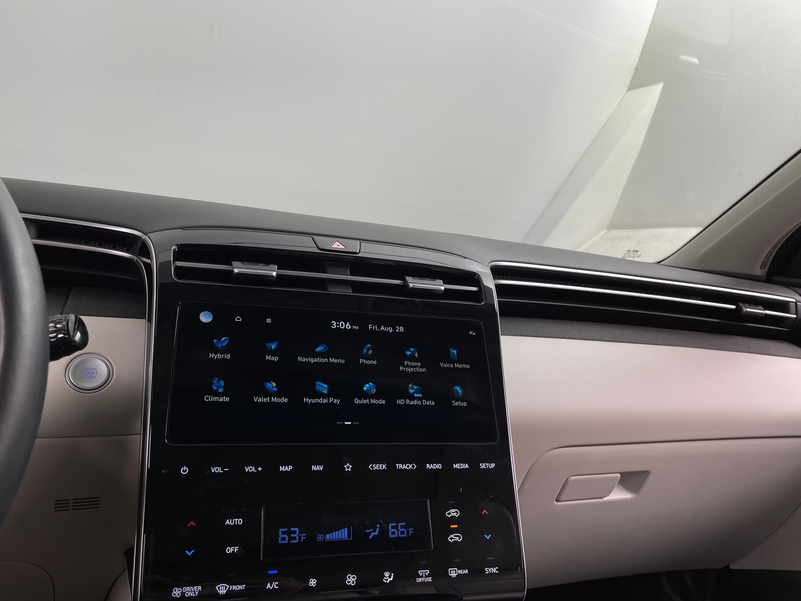 Thumbnail: 2024 Hyundai Tucson - 3
