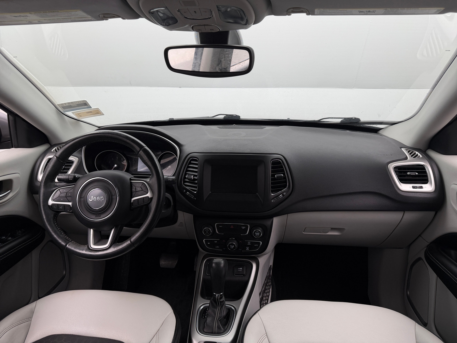 Thumbnail: 2019 Jeep Compass - 3