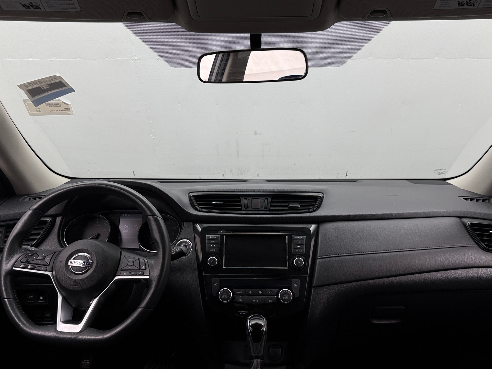Thumbnail: 2018 Nissan Rogue - 3
