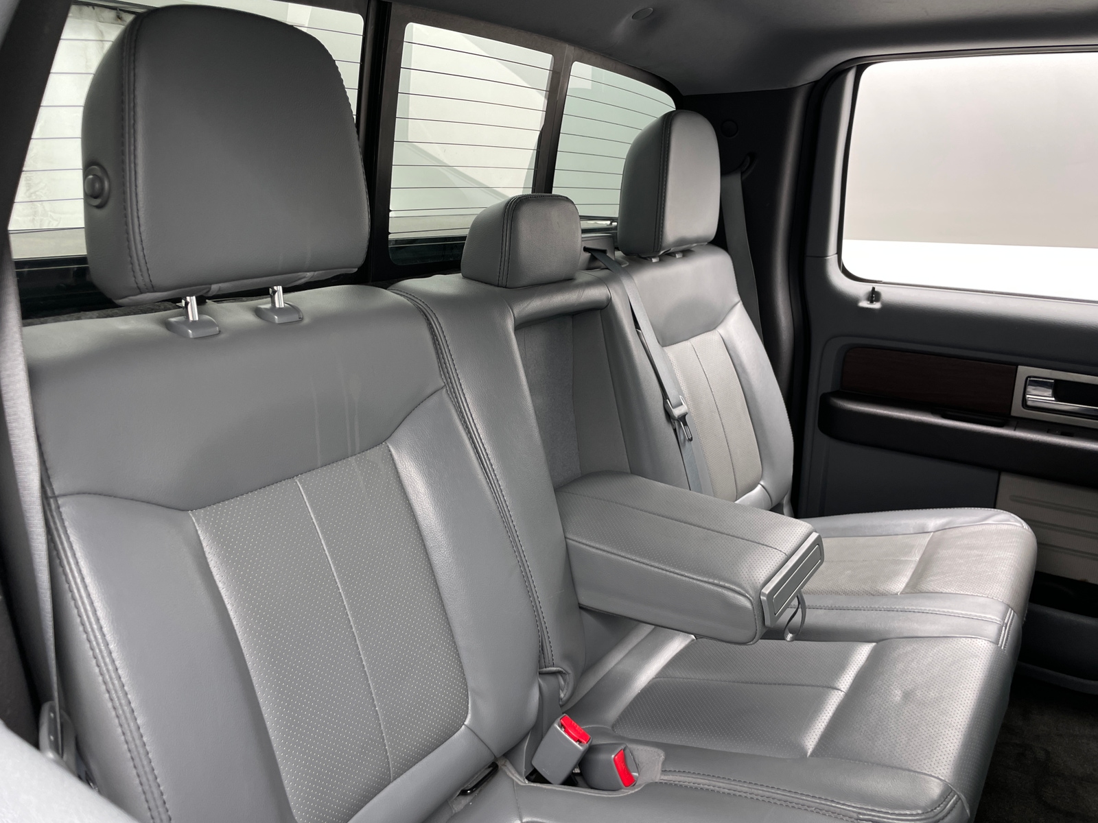 Thumbnail: 2013 Ford Econoline - 4