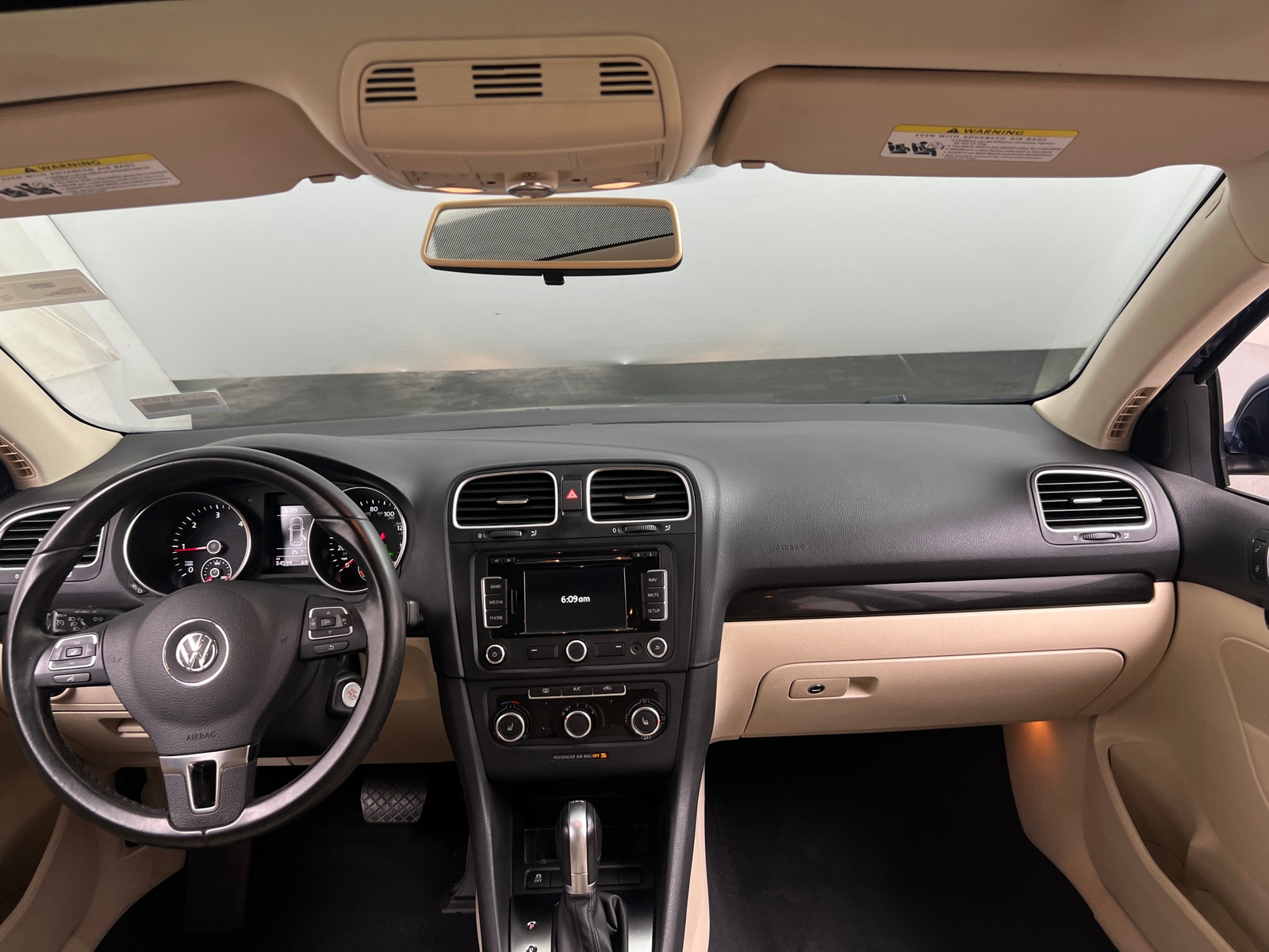 Thumbnail: 2014 Volkswagen Jetta - 3