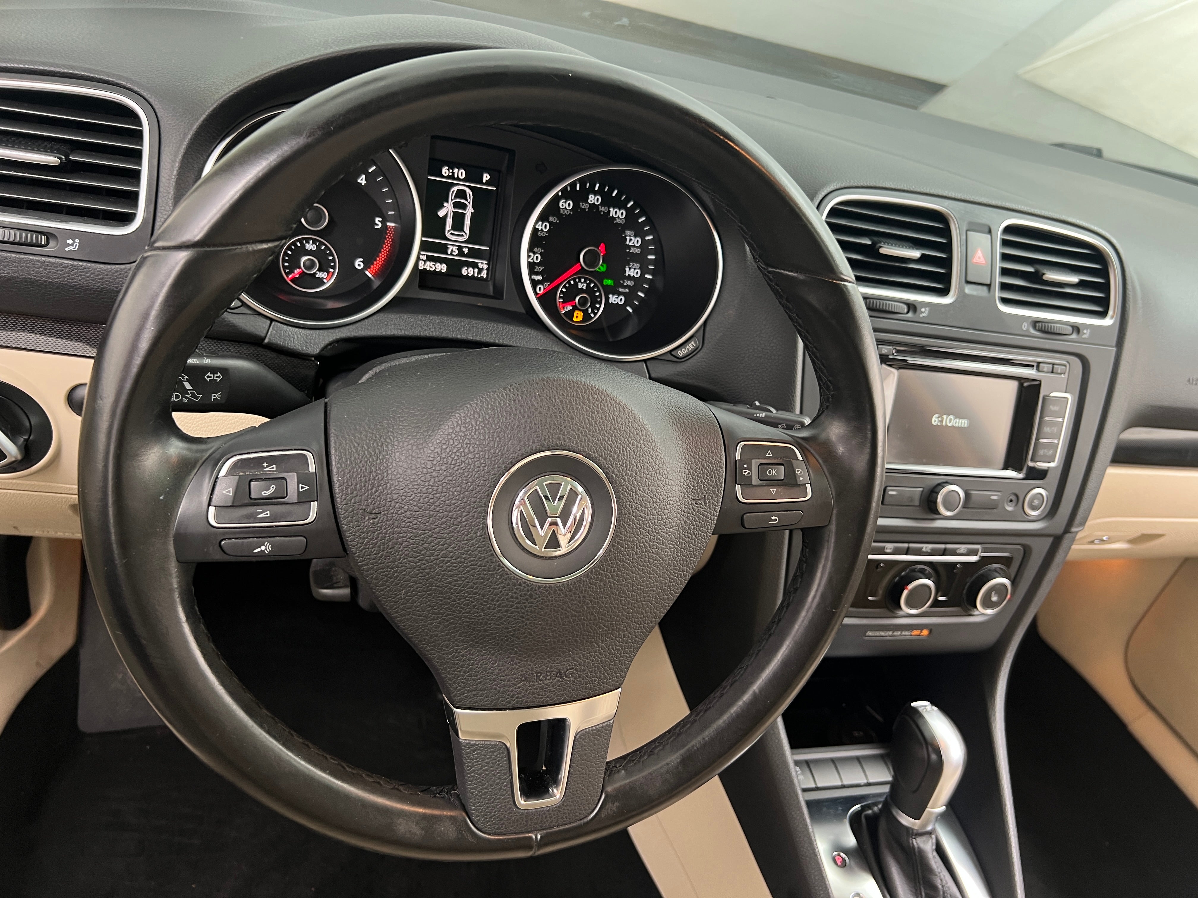 3VWPL7AJ8EM619937