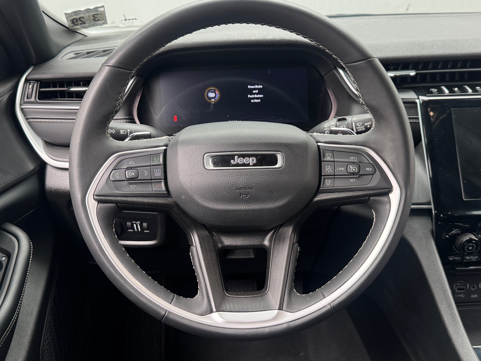 Thumbnail: 2024 Jeep Grand Cherokee L - 5