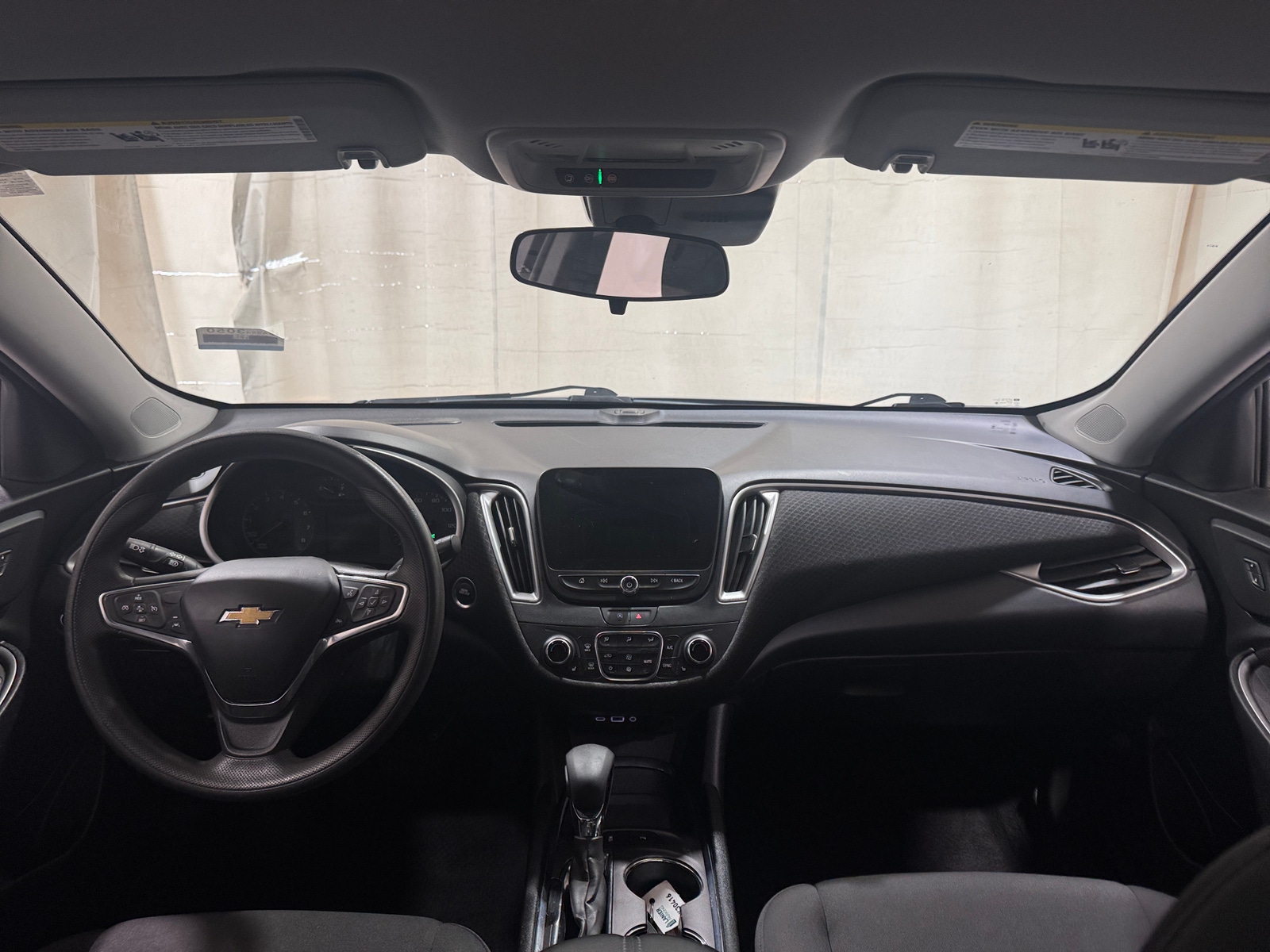 Thumbnail: 2023 Chevrolet Malibu - 3