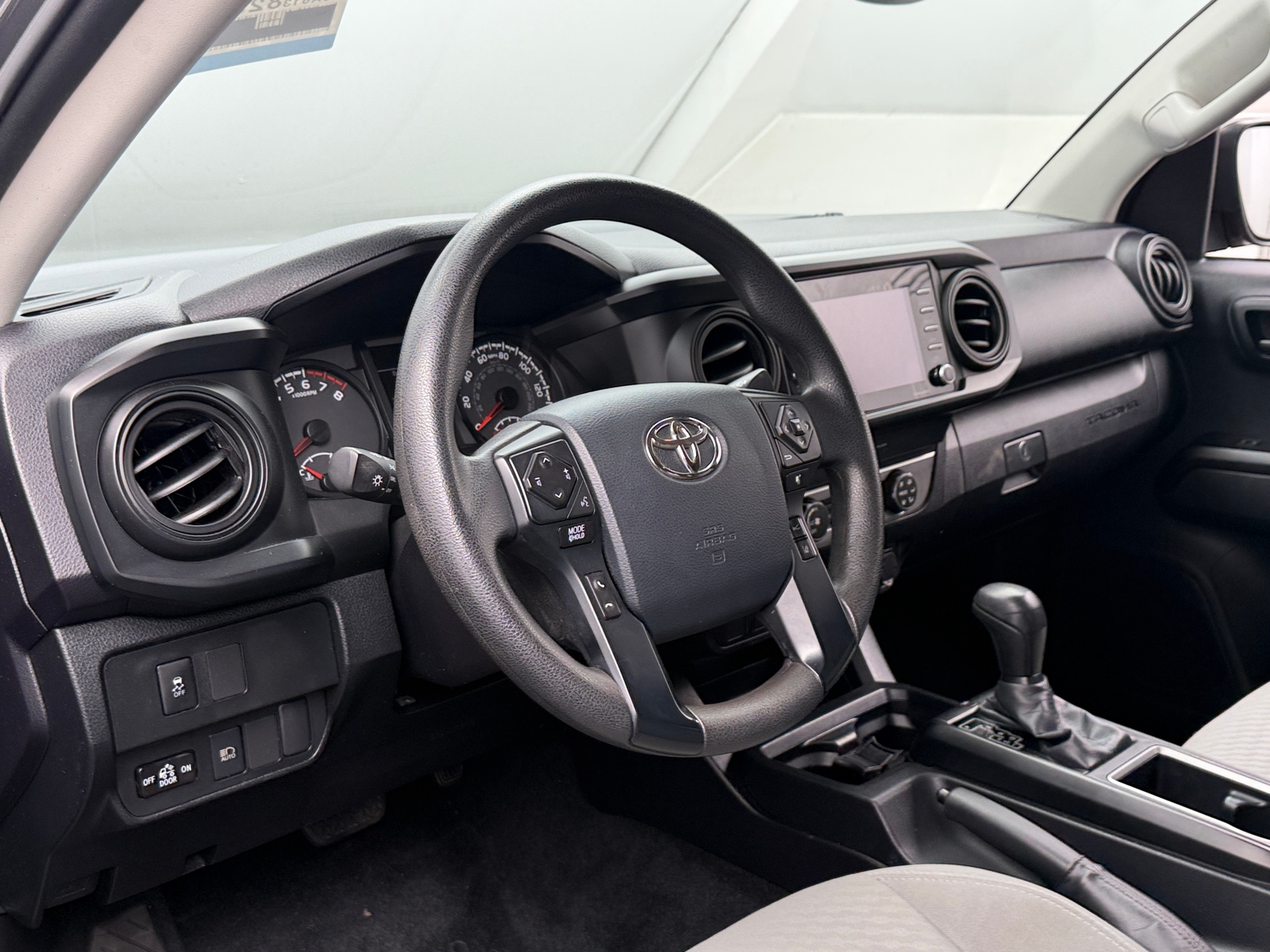 Thumbnail: 2020 Toyota Tacoma - 3