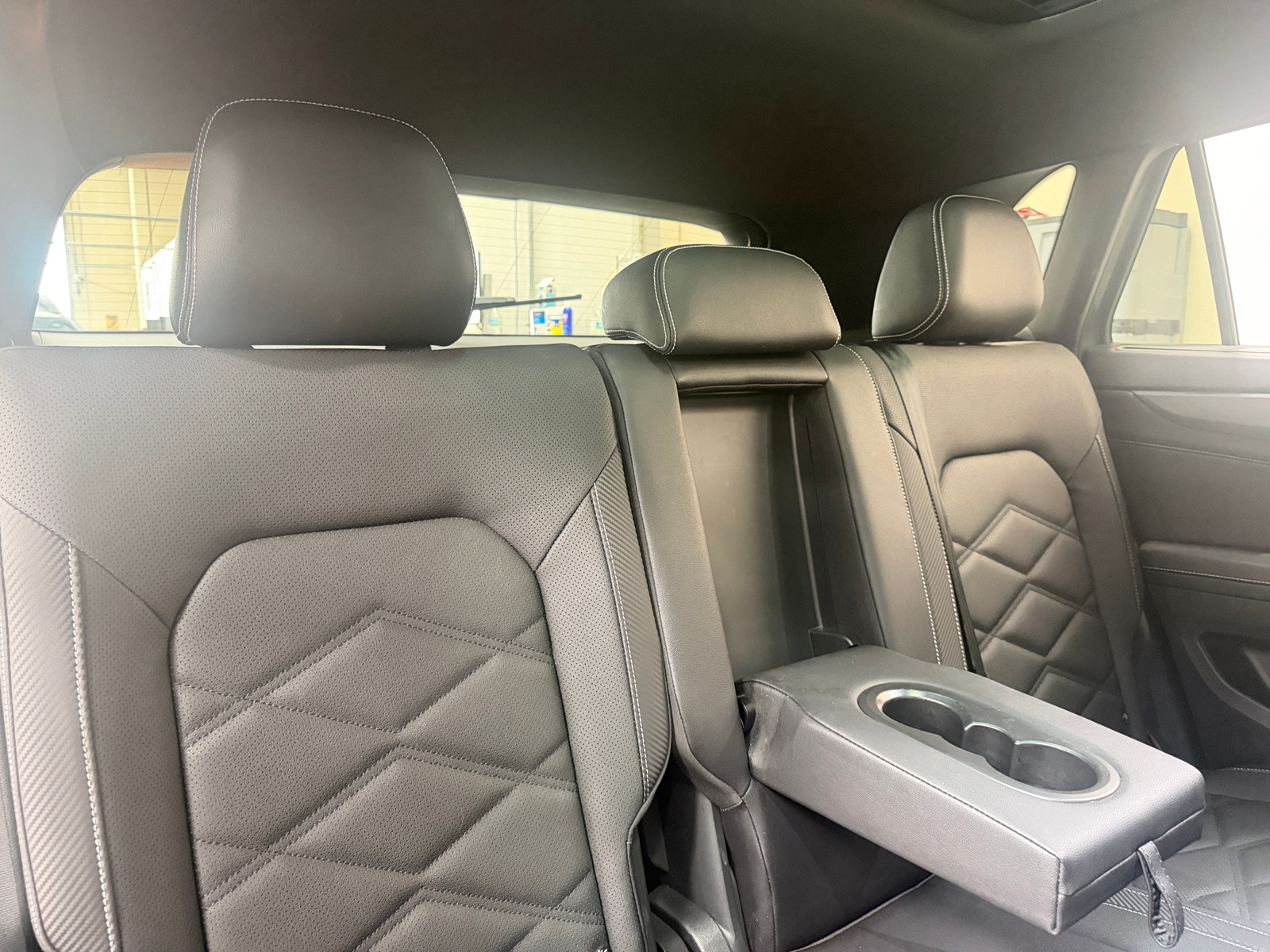 Thumbnail: 2026 Volkswagen Atlas - 6