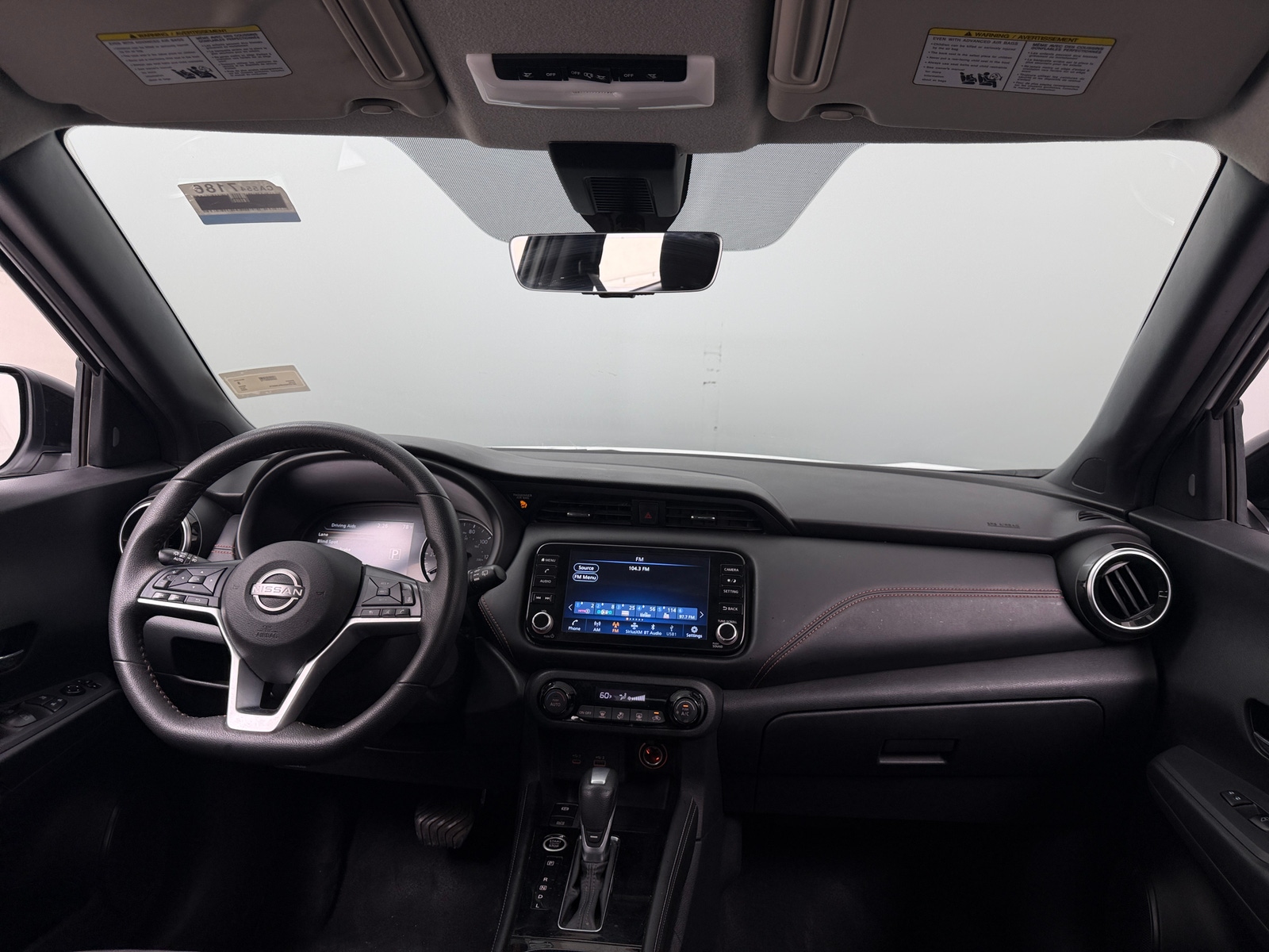 Thumbnail: 2023 Nissan Kicks - 3