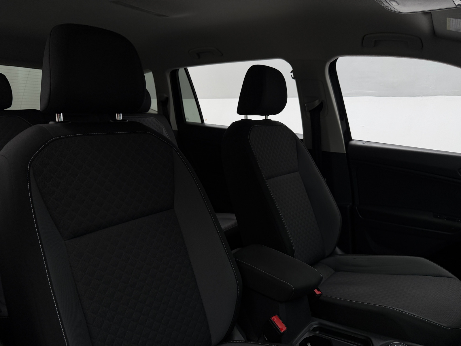 Thumbnail: 2021 Volkswagen Tiguan - 2