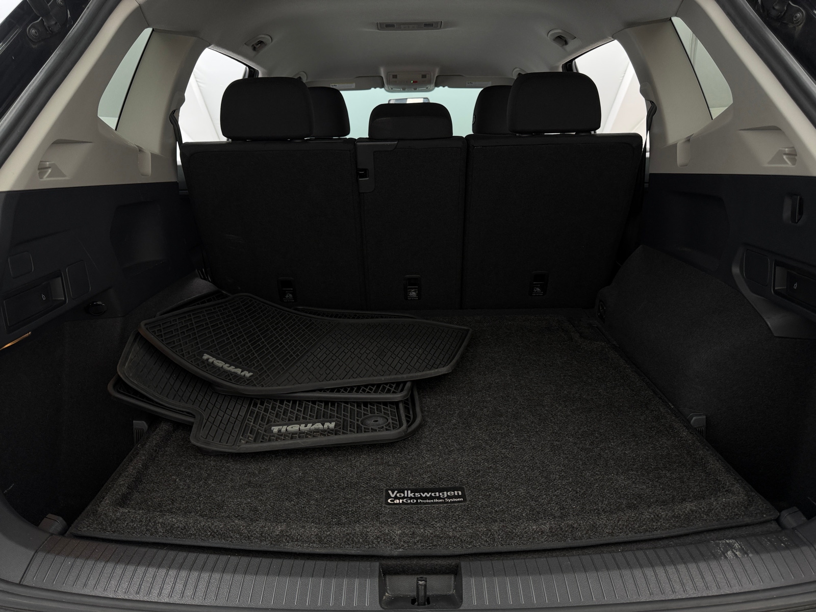 Thumbnail: 2021 Volkswagen Tiguan - 7