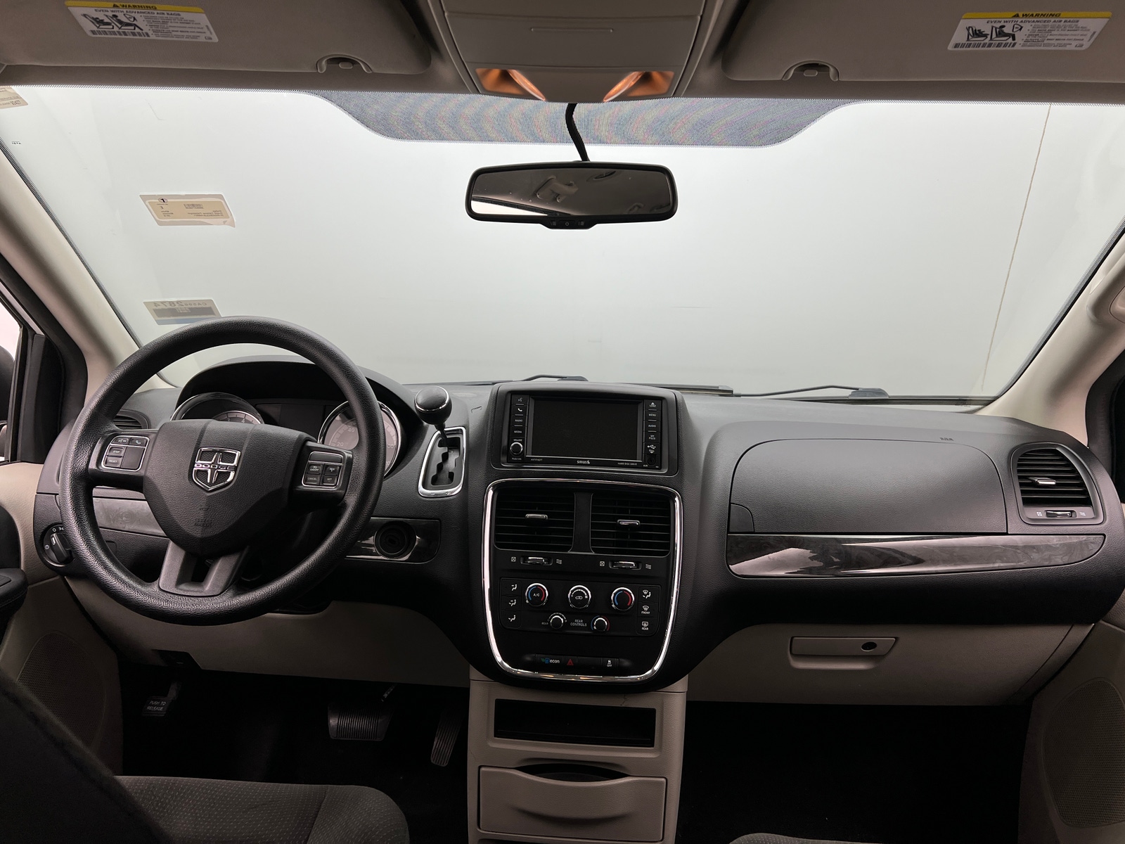 Thumbnail: 2018 Dodge Grand Caravan - 3
