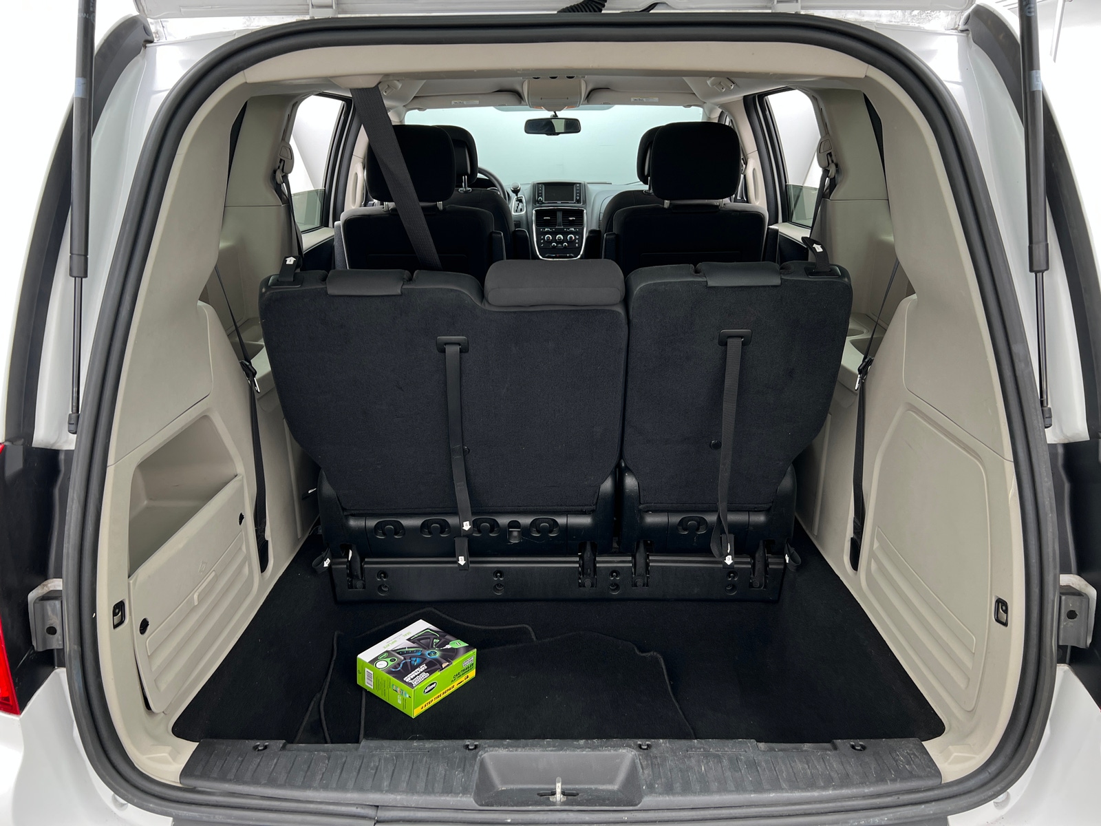 Thumbnail: 2018 Dodge Grand Caravan - 6