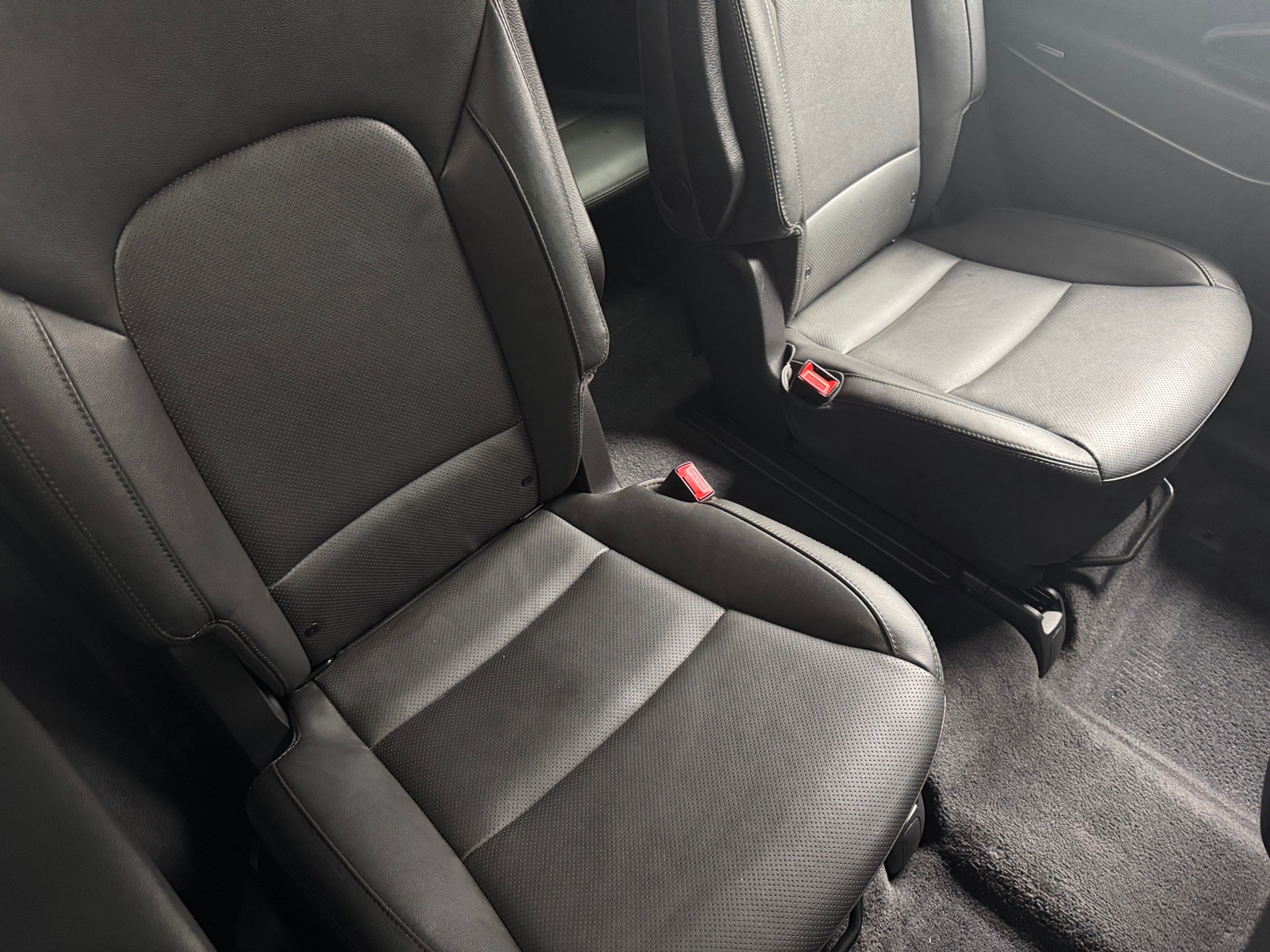 Thumbnail: 2018 Hyundai Santa Fe - 4