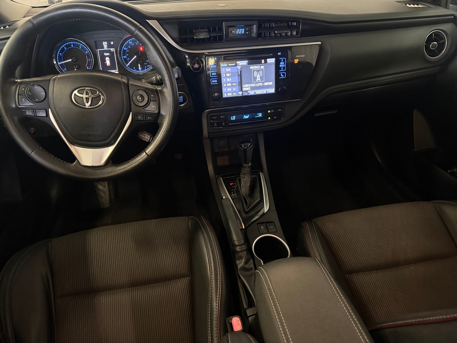 Thumbnail: 2017 Toyota Corolla - 3