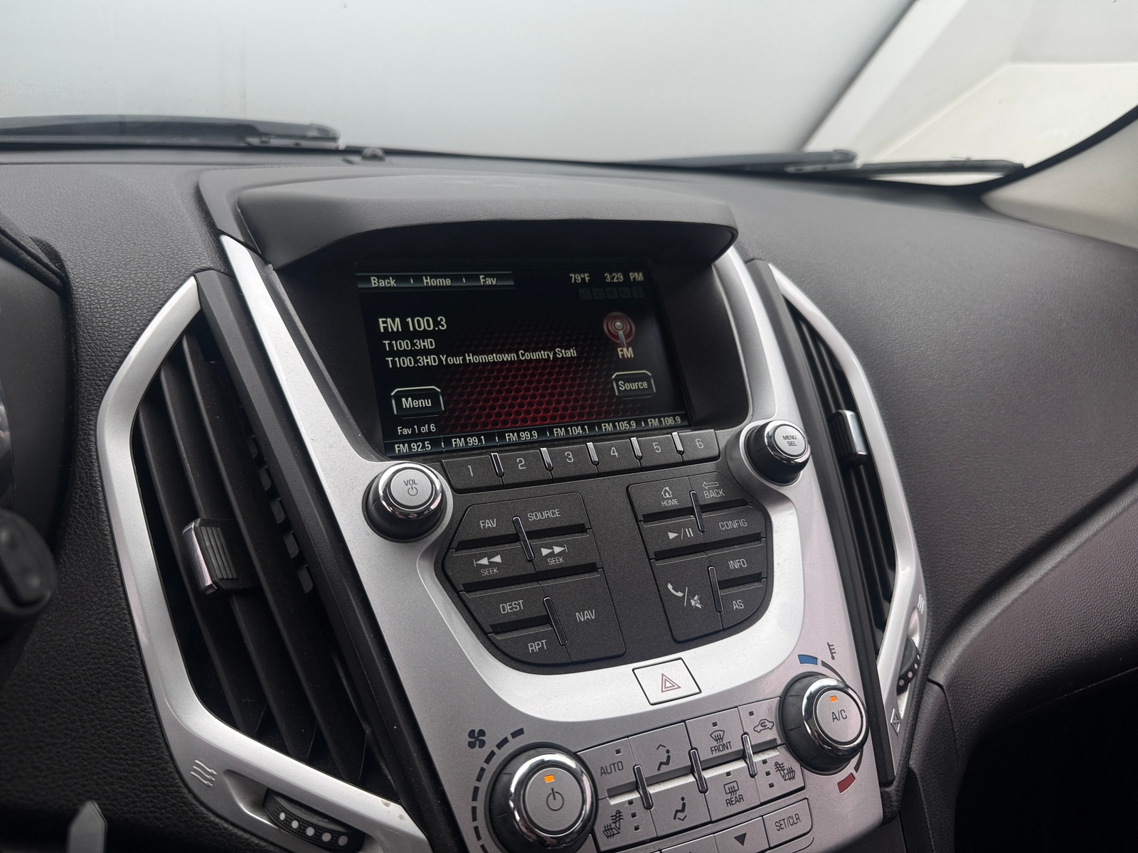 Thumbnail: 2017 GMC Terrain - 3