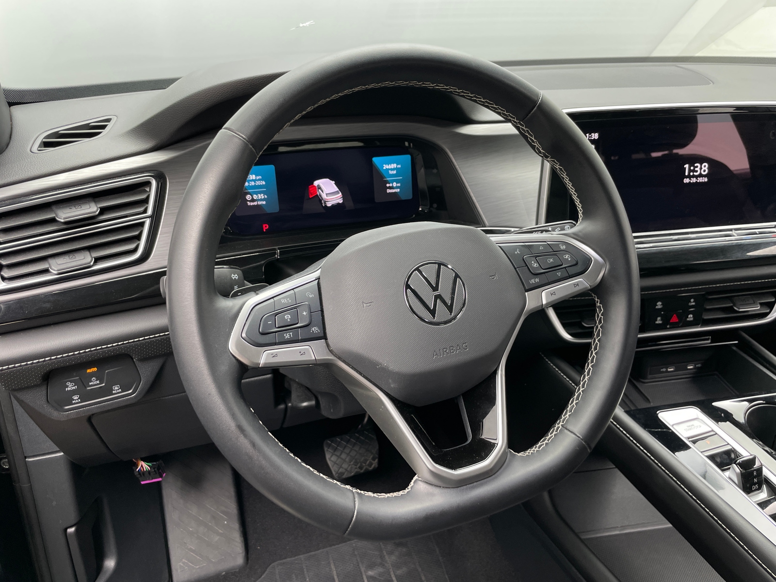 Thumbnail: 2026 Volkswagen Atlas - 4