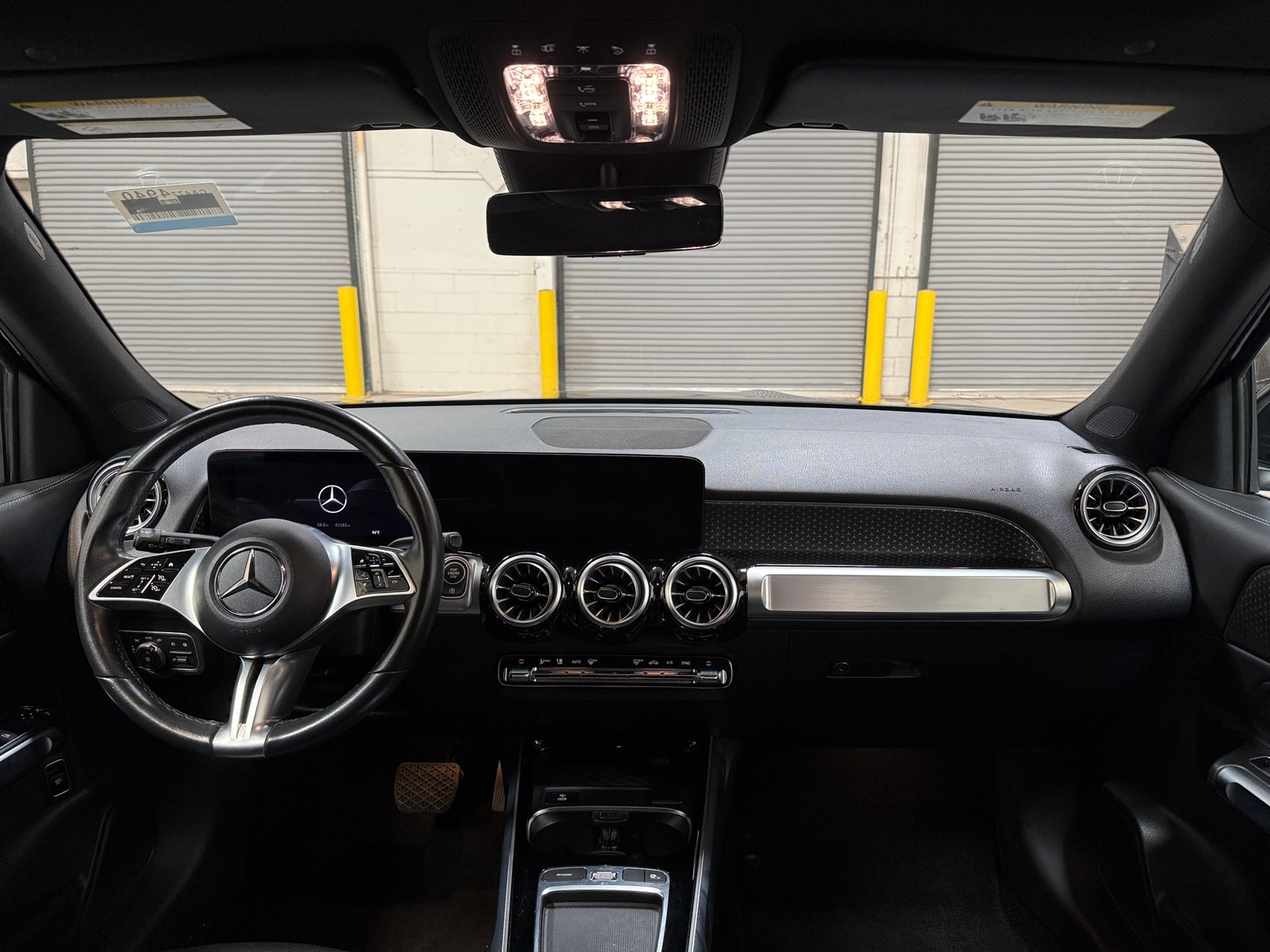 Thumbnail: 2025 Mercedes-Benz GLB - 2