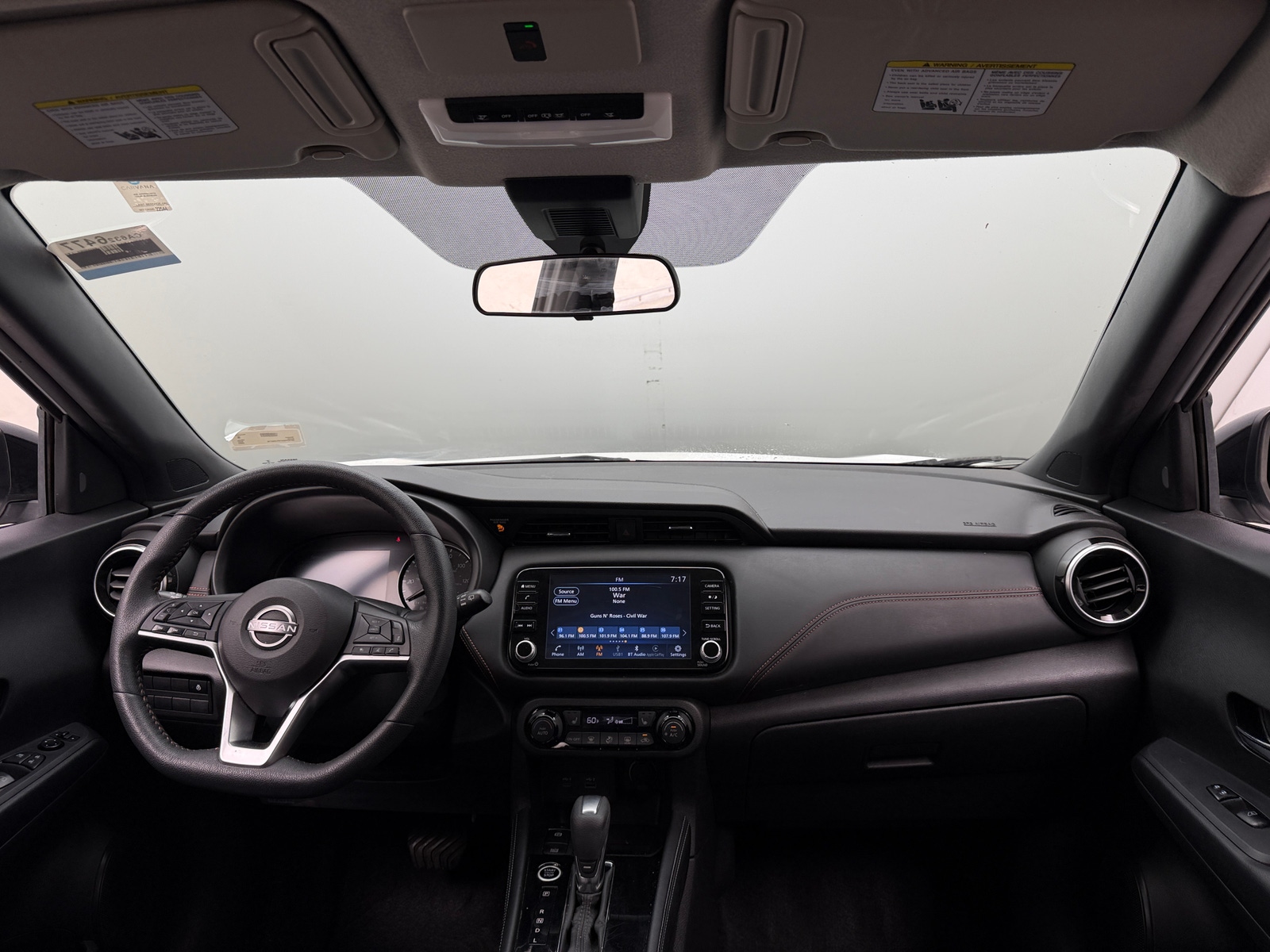 Thumbnail: 2023 Nissan Kicks - 2