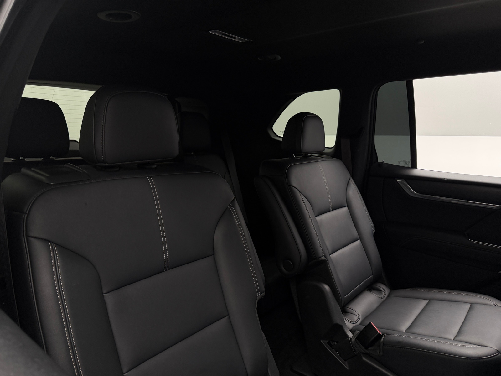 Thumbnail: 2024 GMC Acadia - 4