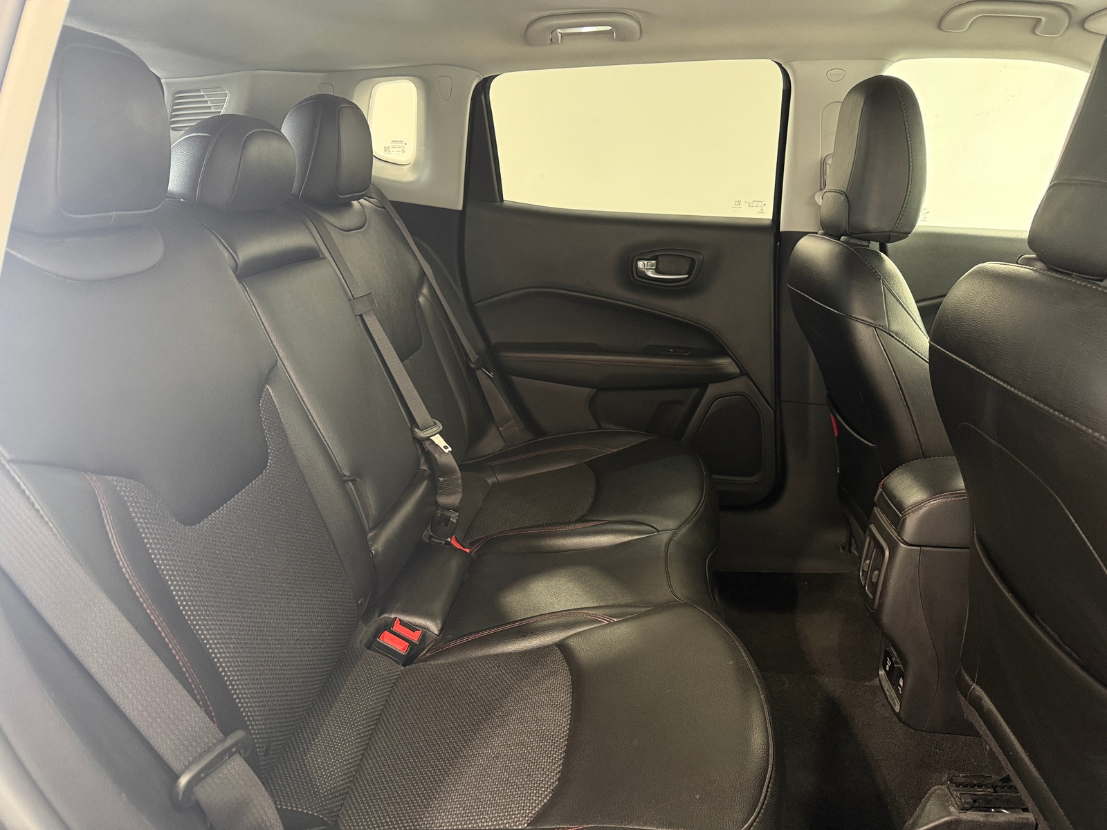 Thumbnail: 2020 Jeep Compass - 5