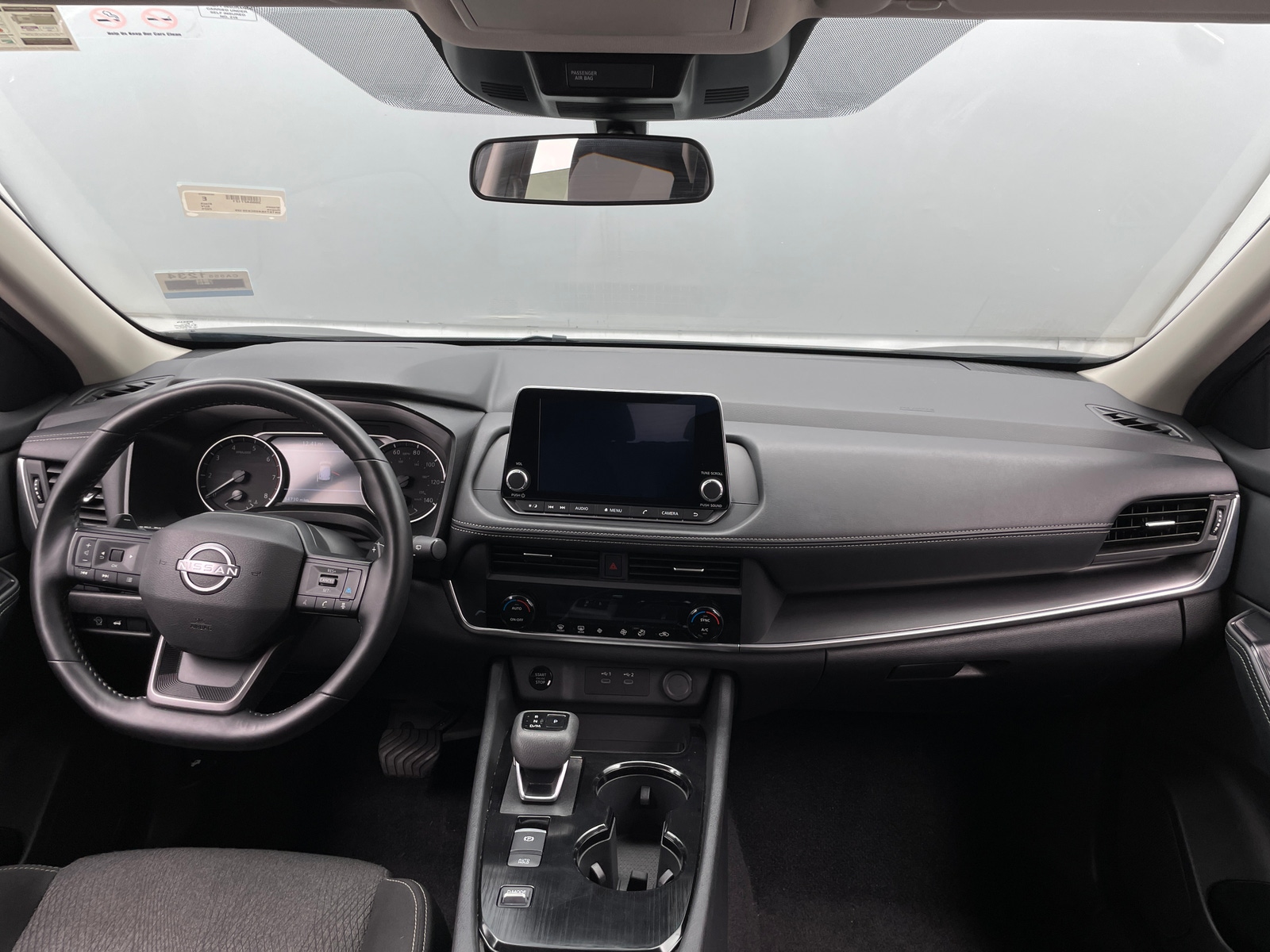 Thumbnail: 2025 Nissan Rogue - 3