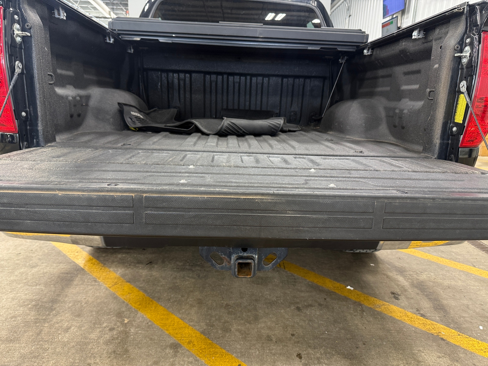 Thumbnail: 2019 Toyota Tundra - 6