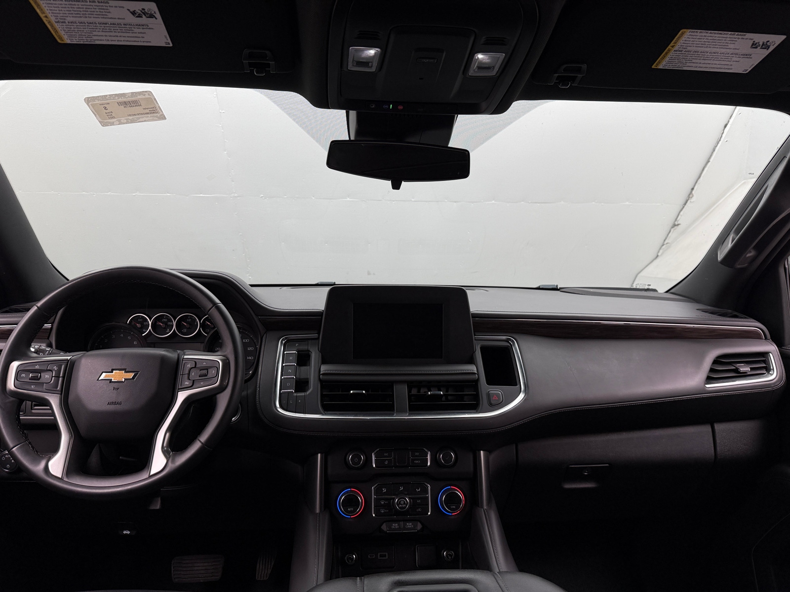 Thumbnail: 2023 Chevrolet Tahoe - 3