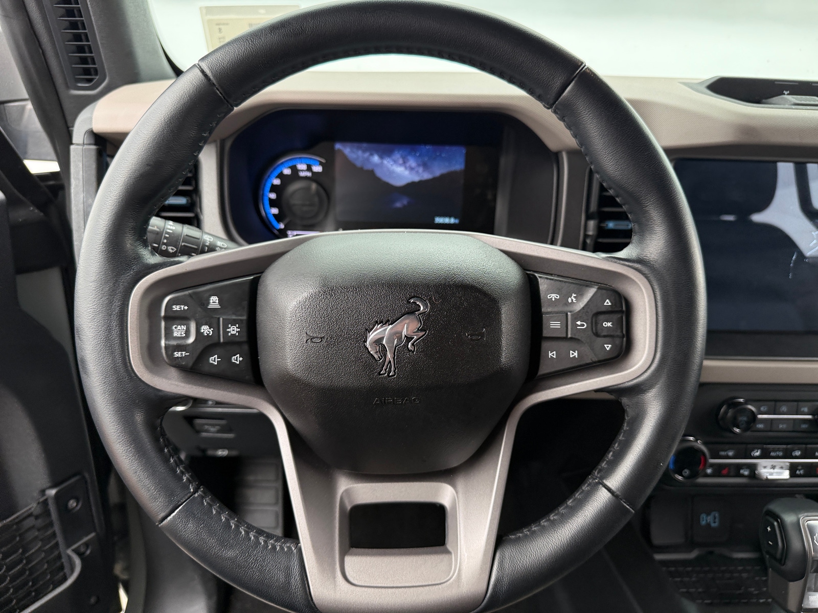 Thumbnail: 2024 Ford Bronco - 4